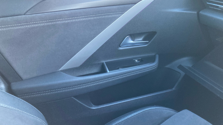 Vauxhall Astra 1.2 Turbo 130 Ultimate 5dr Petrol Hatchback